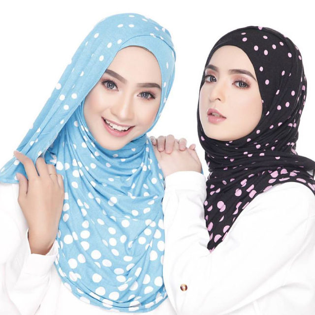 POLKADOT INSTANT SHAWL