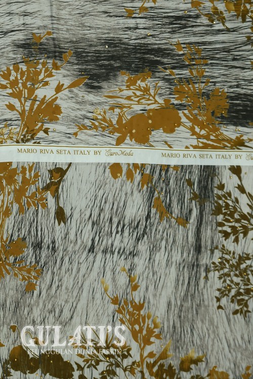 Exclusive Italian Jacquard Mario Riva (Studed)