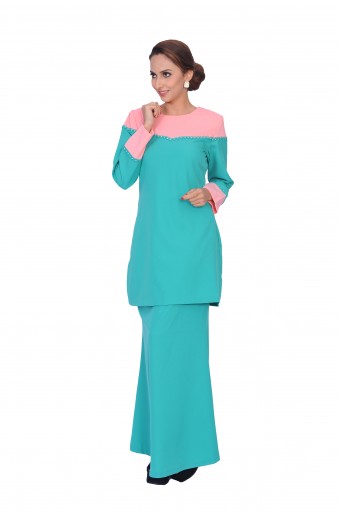 BAJU KURUNG SHANAZ