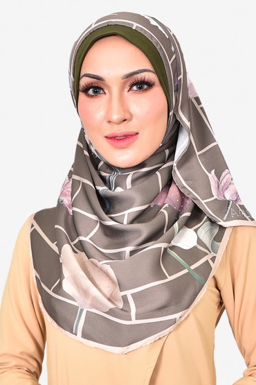 Kayla Instant Shawl with Swarovski