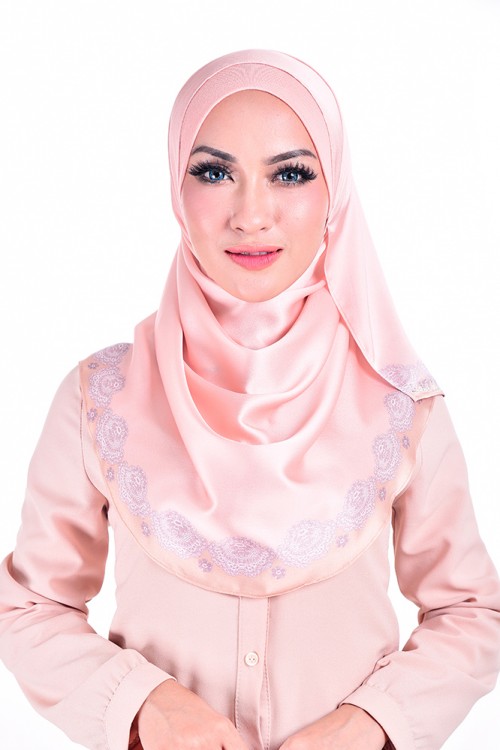 ALAAINA INSTANT SHAWL