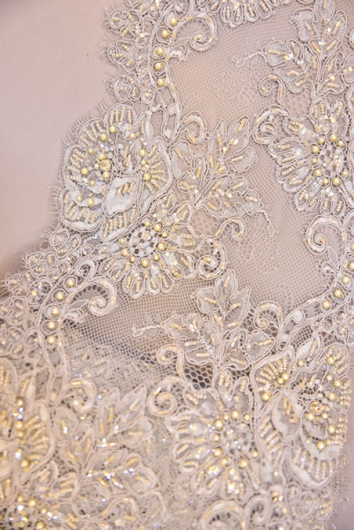 BORDER LACE BEADED